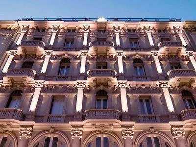 Jr Oriente 4* باري