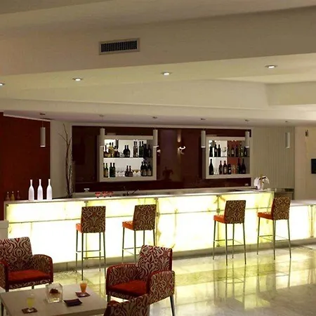 Jr Oriente Hotel