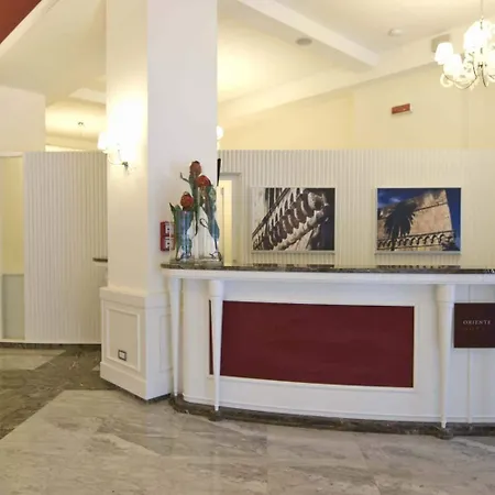 Jr Oriente Hotel 4*