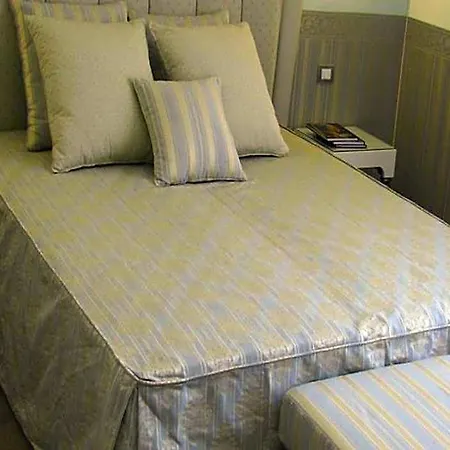 Jr Oriente Hotel Bari