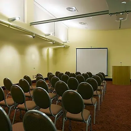 Hotel Jr Oriente Bari