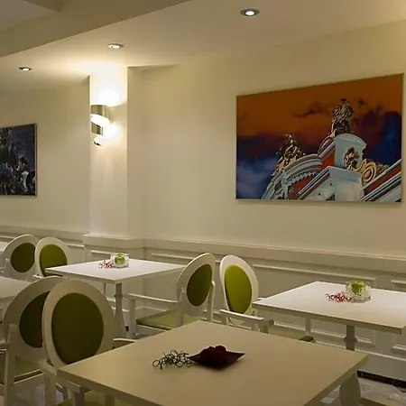 Jr Oriente Hotel Bari